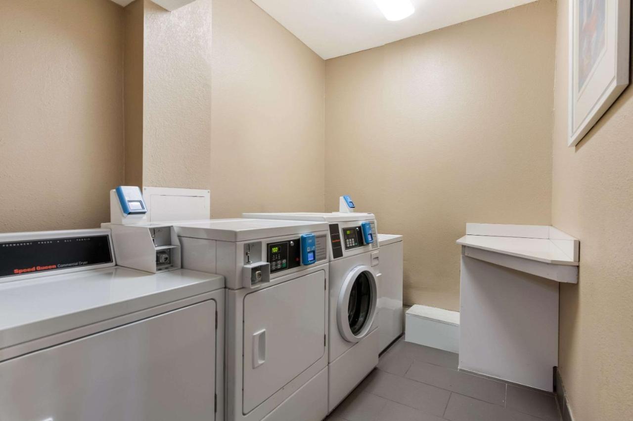 Comfort Inn South Oceanfront Nags Head Εξωτερικό φωτογραφία
