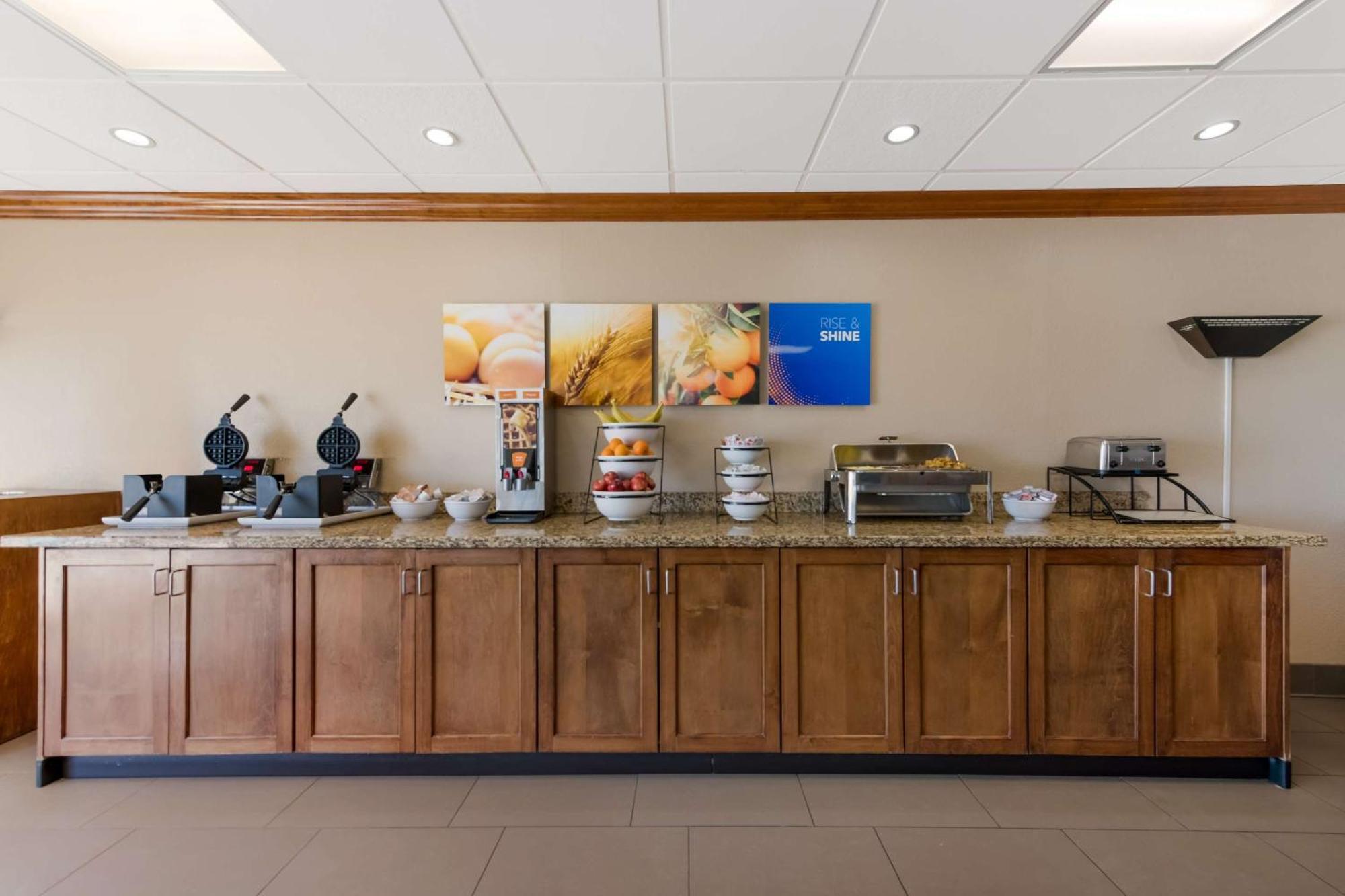 Comfort Inn South Oceanfront Nags Head Εξωτερικό φωτογραφία