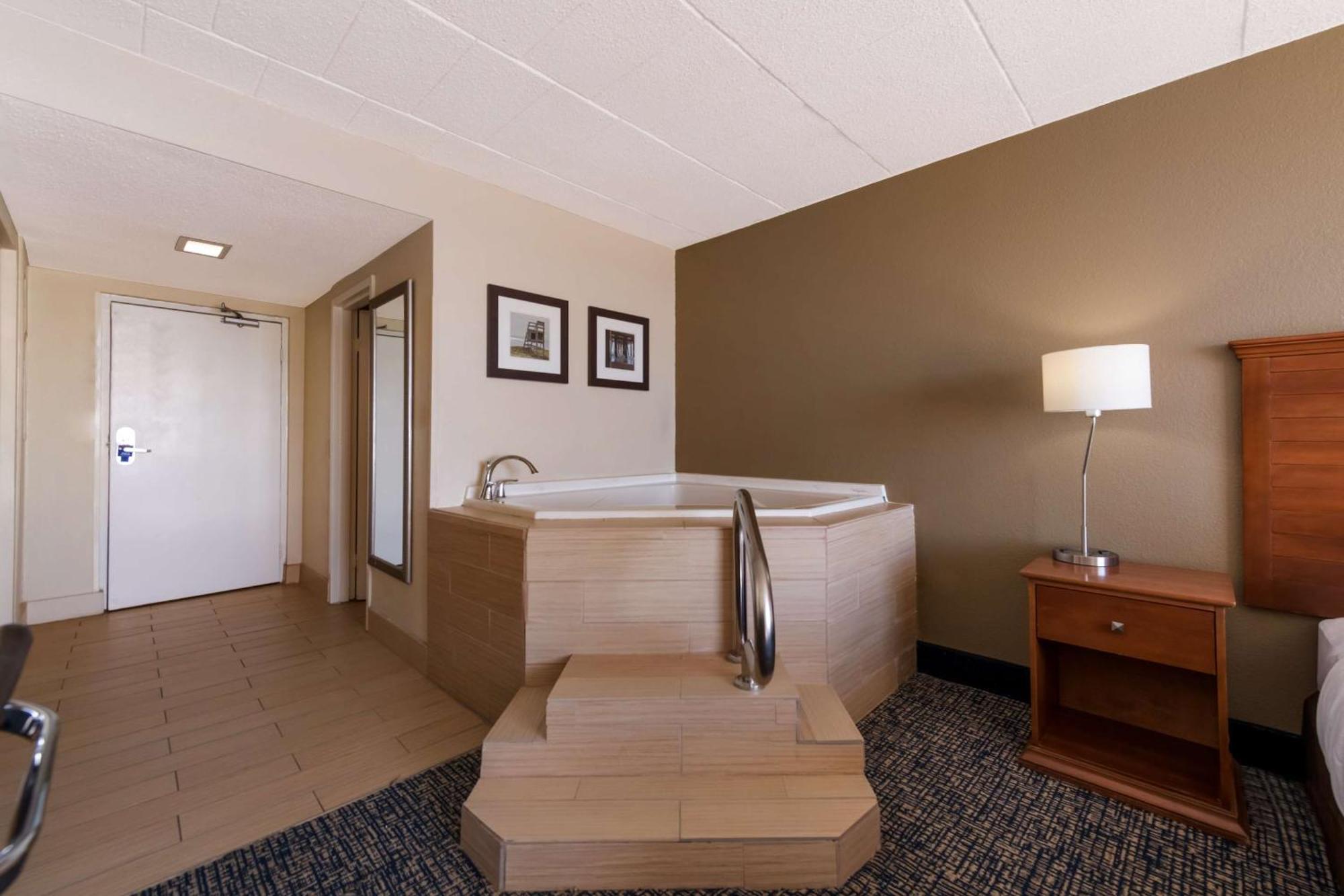 Comfort Inn South Oceanfront Nags Head Εξωτερικό φωτογραφία
